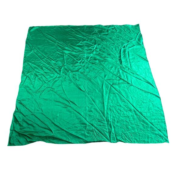 Vtg Silk road- Emerald Green- Shiny 34x34" jewel tone- Solid Color some wear - Picture 2 of 5